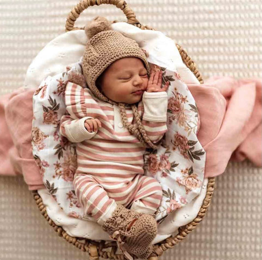 Fawn Merino Wool Bonnet & Booties - Fawn